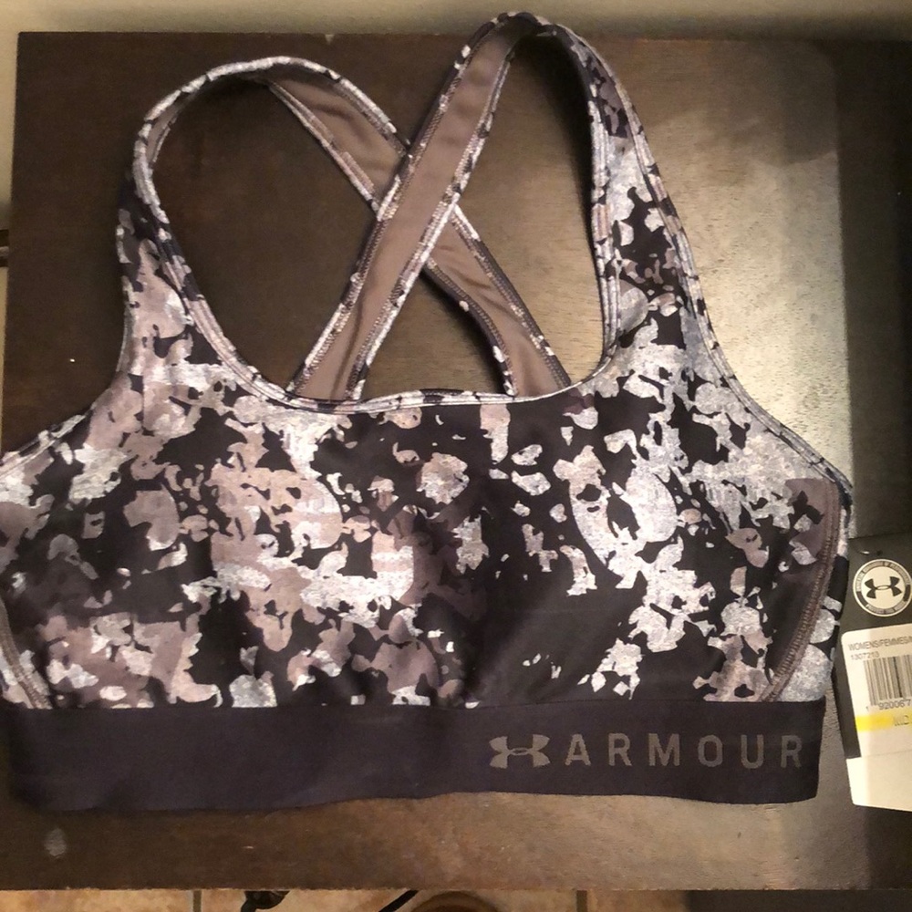 Under Armor Criss-Cross Back Padded Sports Bra